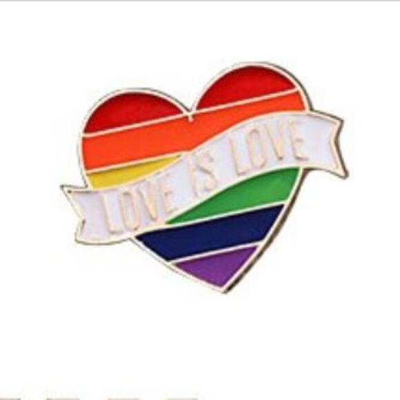 Love is Love Heart Rainbow Pin Brooch - Picture 1 of 2